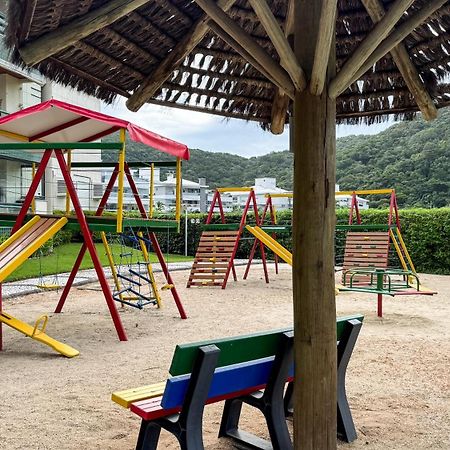 Apto Cond. Porto Ventura 3 Quartos Флорианополис Экстерьер фото