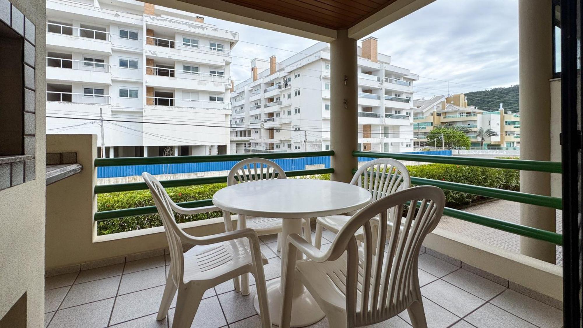 Apto Cond. Porto Ventura 3 Quartos Флорианополис Экстерьер фото